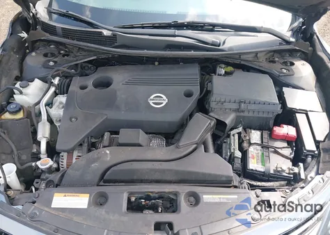 2015 Nissan Altima 2.5 S z USA, uszkodzony, nr VIN 1N4AL3AP9FC487401